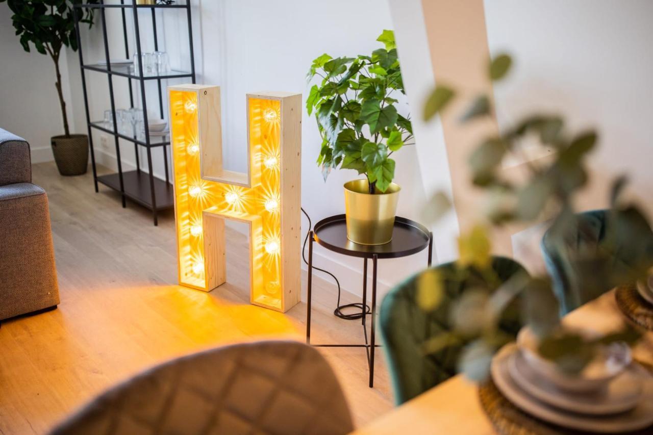 Happily 2 Bedroom Serviced Apartment 75M2 -Nb306H- รอตเตอร์ดัม ภายนอก รูปภาพ