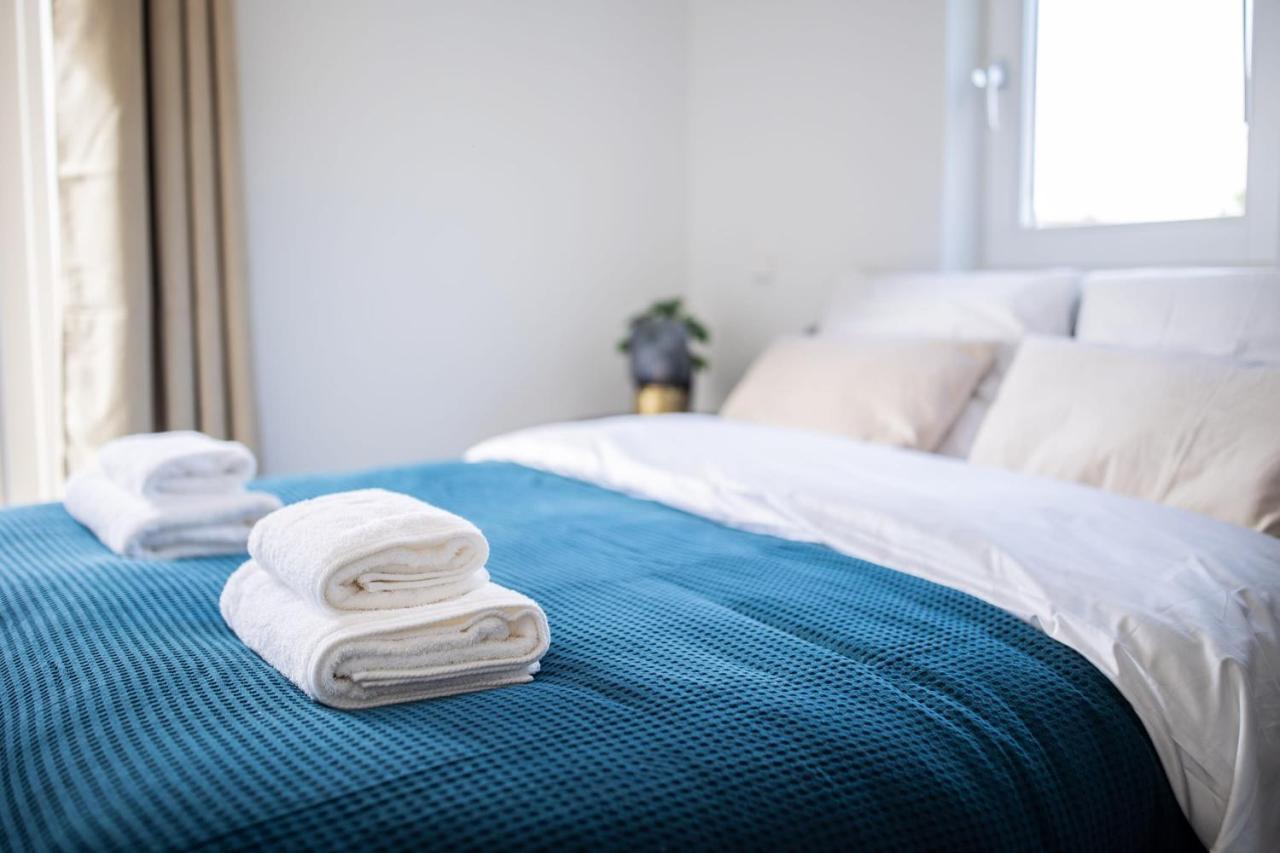 Happily 2 Bedroom Serviced Apartment 75M2 -Nb306H- รอตเตอร์ดัม ภายนอก รูปภาพ